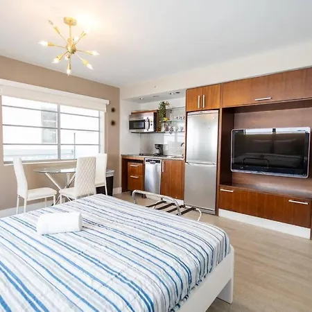 Beautiful Studio On Ocean Dr A207 Miami Beach Exterior photo