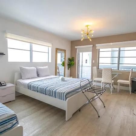 Beautiful Studio On Ocean Dr A207 Miami Beach Exterior photo